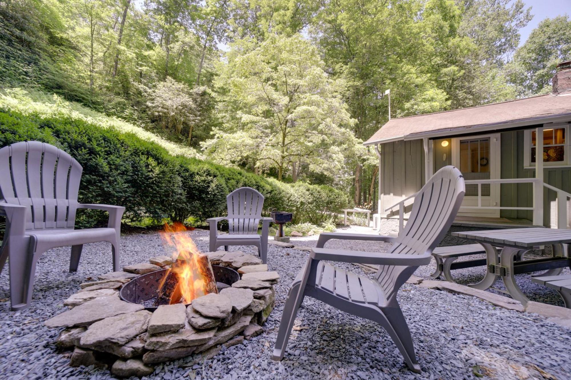 Bryson City Home With Private Fire Pit And Creek! Kültér fotó